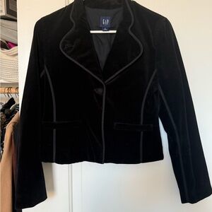 GAP Women's Elegant Black Blazer